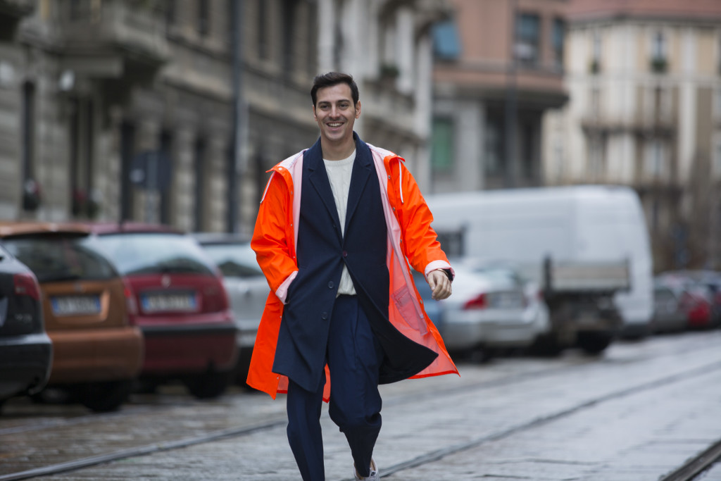 Impermeabile sopra la giacca: il mio look antipioggia per la primavera 2016 - Roberto De Rosa