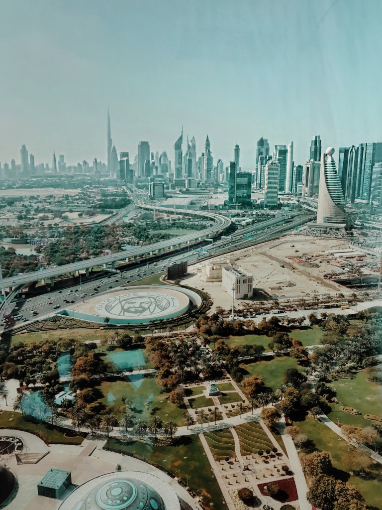 Cosa vedere a Dubai in 5 giorni - Roberto De Rosa al Burj al Khalifa